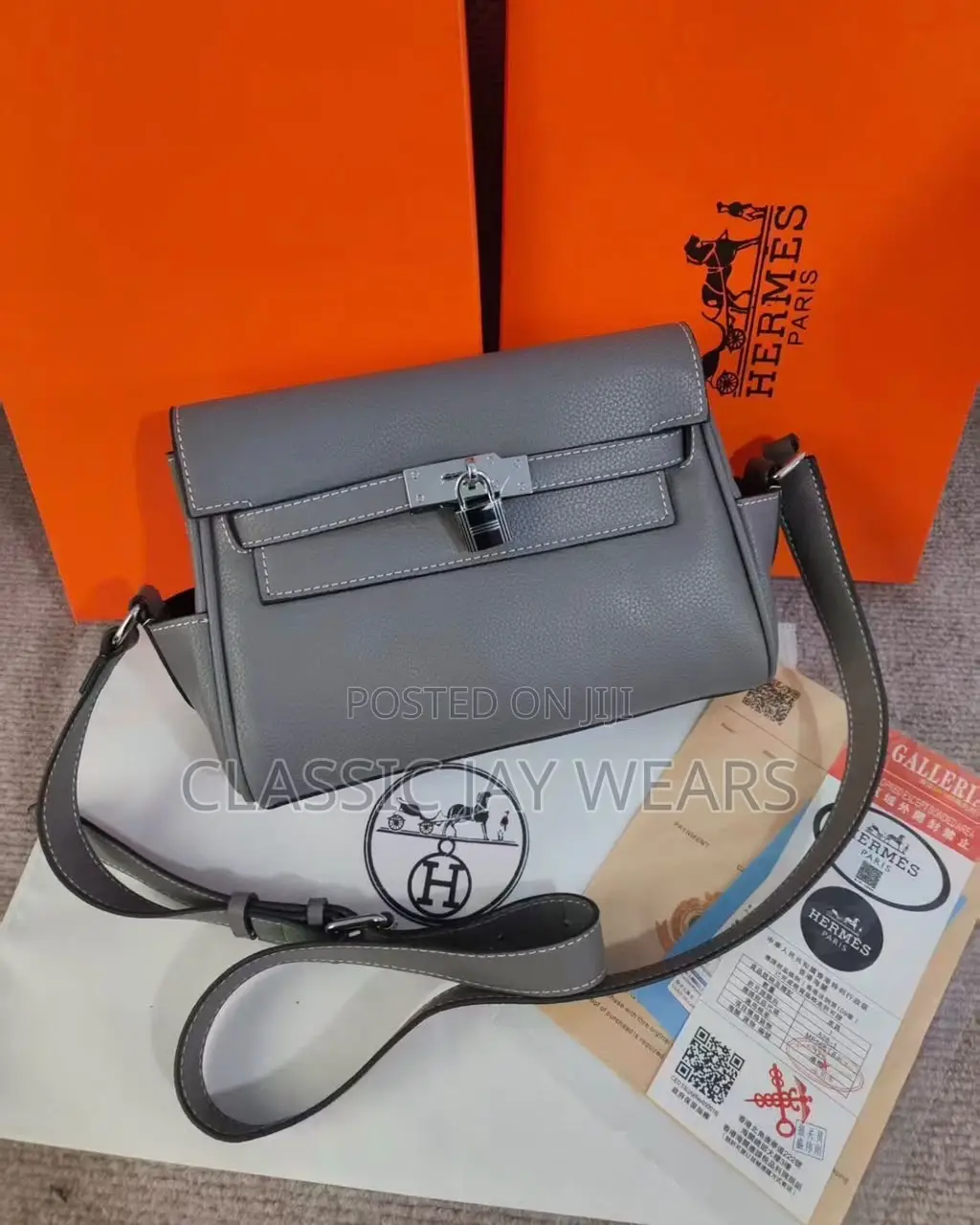 Luxury Hermes Side Bag With Lock
