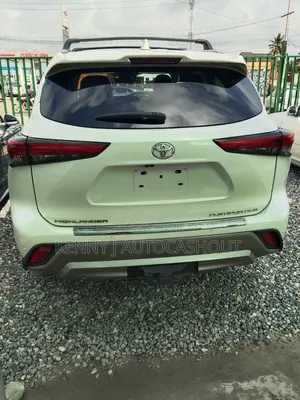 Toyota Highlander 2024 White