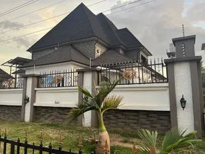 Furnished 7bdrm Duplex in Kaura for sale