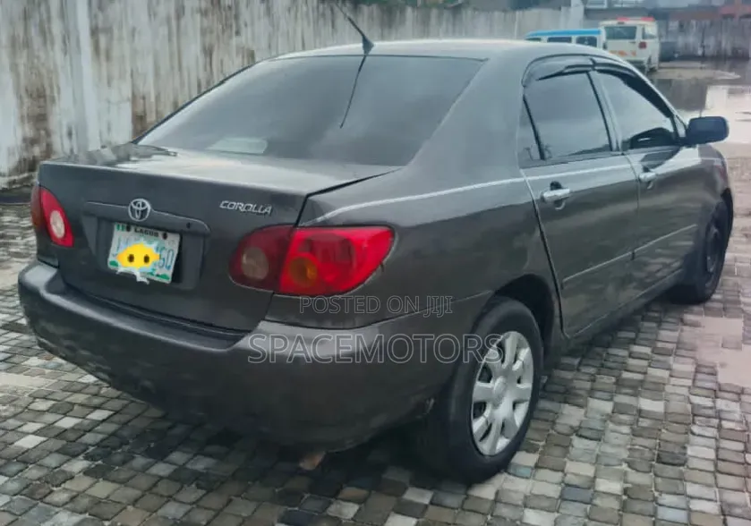 Toyota Corolla 2003 Black