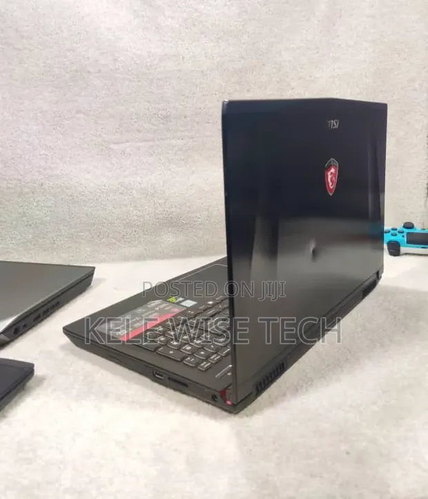 Laptop MSI GE62VR 7RF Apache Pro 8GB Intel Core i7 HDD+SSD 256GB