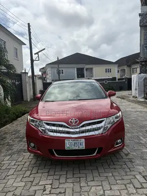 Toyota Venza AWD 2010 Red
