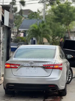 Toyota Avalon 2013 Silver