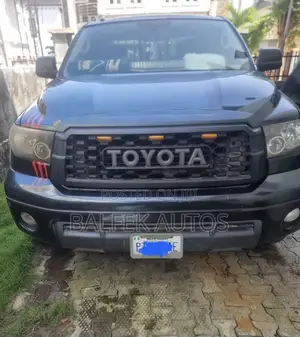 Toyota Tundra 2012 Black
