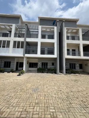 4bdrm Townhouse / Terrace in In An Estate, Jahi for rent