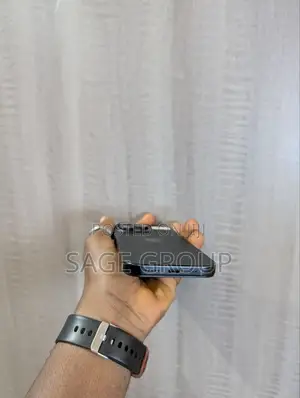 New Apple iPhone 16 Pro 128 GB Black