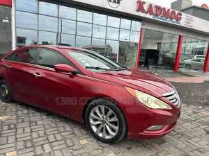 Hyundai Sonata 2012 Red