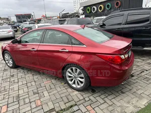 Hyundai Sonata 2012 Red