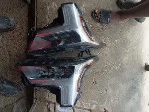 Headlamp Toyota Tundra 2020 to 2022