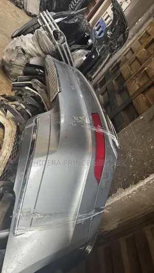 Complete Back Bumper for Gl450/550 W164 2010/12 Model