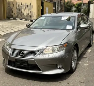Lexus ES 2015 Gray