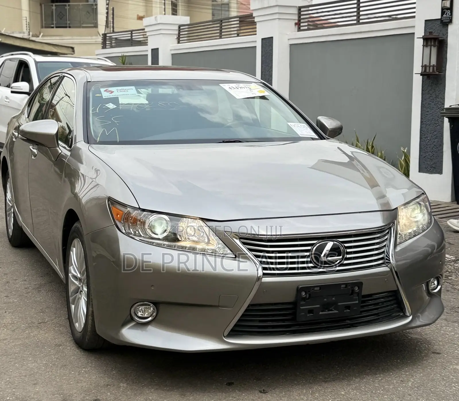 Lexus ES 2015 Gray