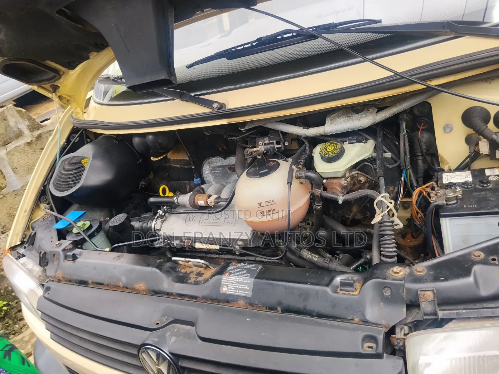 Volkswagen Transporter 2006 Gold