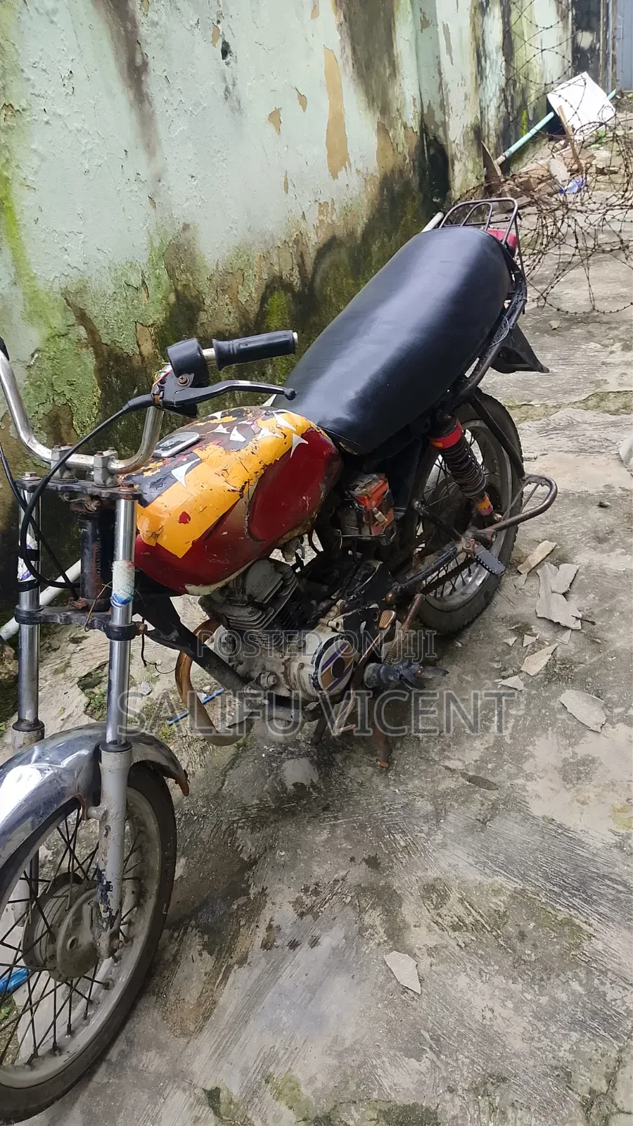 Bajaj Boxer 2024 Red
