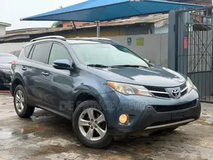Toyota RAV4 2014 Blue