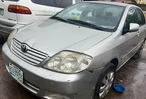 Toyota Corolla 2005 Silver