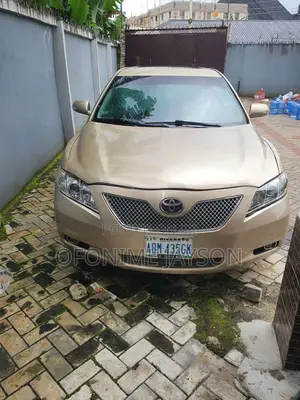 Toyota Camry LE 4dr Sedan (2.4L 4cyl 5A) 2008 Gold