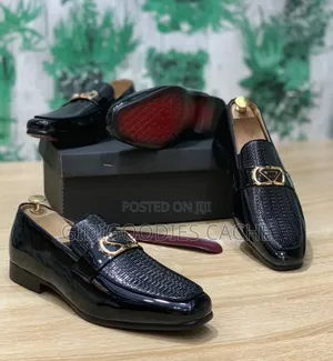 Men's Black Patent Croc-Textured Loafers With Gold Buckle Size 40-45