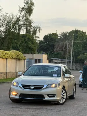 Honda Accord 2015 Gold
