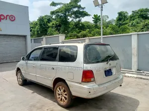 Honda Odyssey 2002 Silver