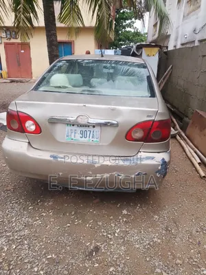 Toyota Corolla 2006 Gold