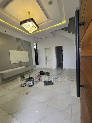 4bdrm Duplex in Lekki Peninsula, Ajiwe for rent