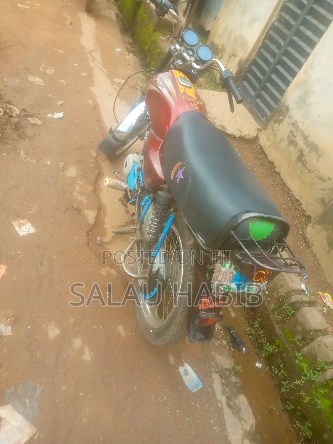 Bajaj Boxer 2022 Red