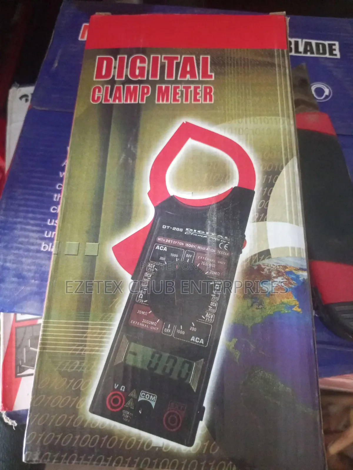 Digital Clamp Meter
