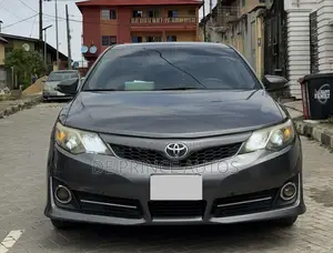 Toyota Camry 2014 Gray