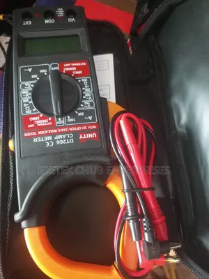Digital Clamp Meter