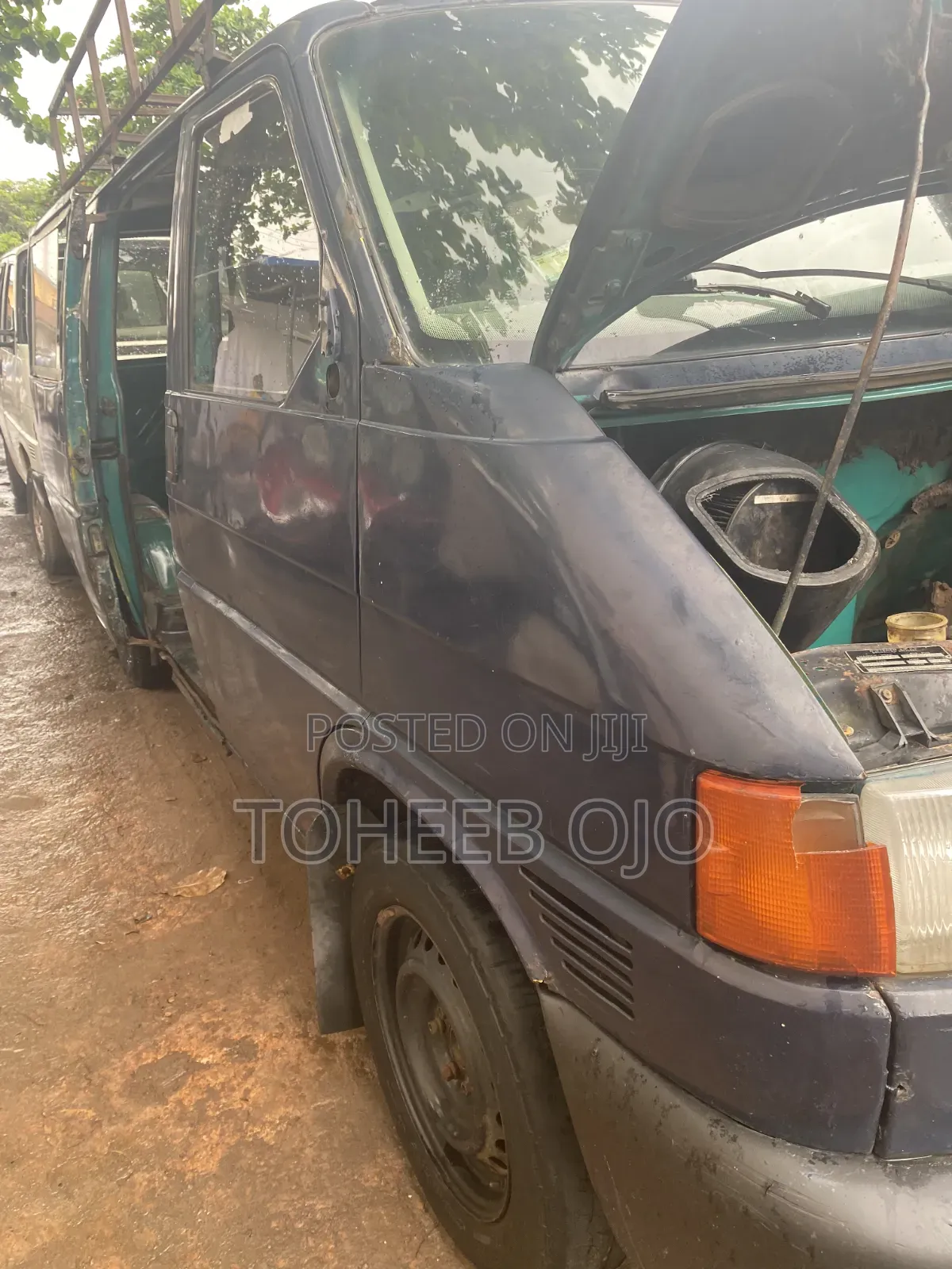 Volkswagen Transporter 2000 Blue