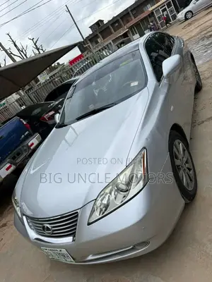 Lexus ES 350 2010 Silver