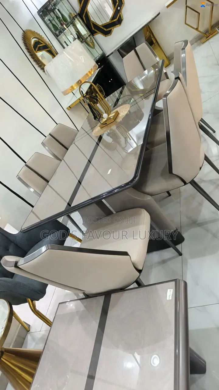 Classic Dining Set by 6 Leather Chairs