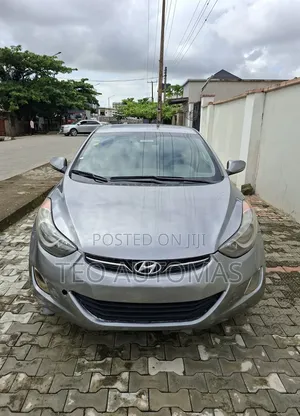 Hyundai Elantra 2012 Gray