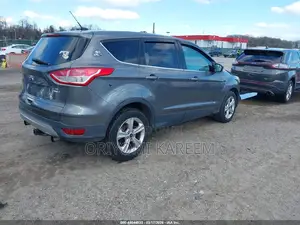 Ford Focus S Sedan FWD (2.0L 4cyl 5M) 2013 Gray