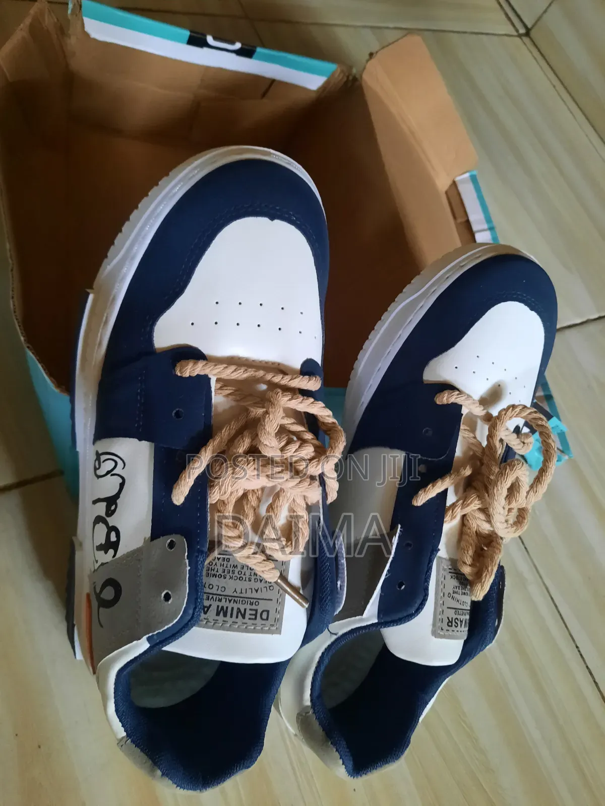 Canvas Shoe