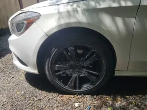 Mercedes-Benz CLA-Class 2014 White