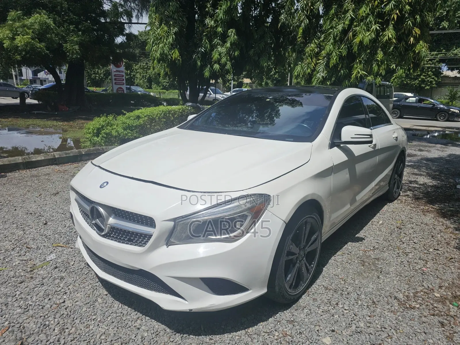 Mercedes-Benz CLA-Class 2014 White