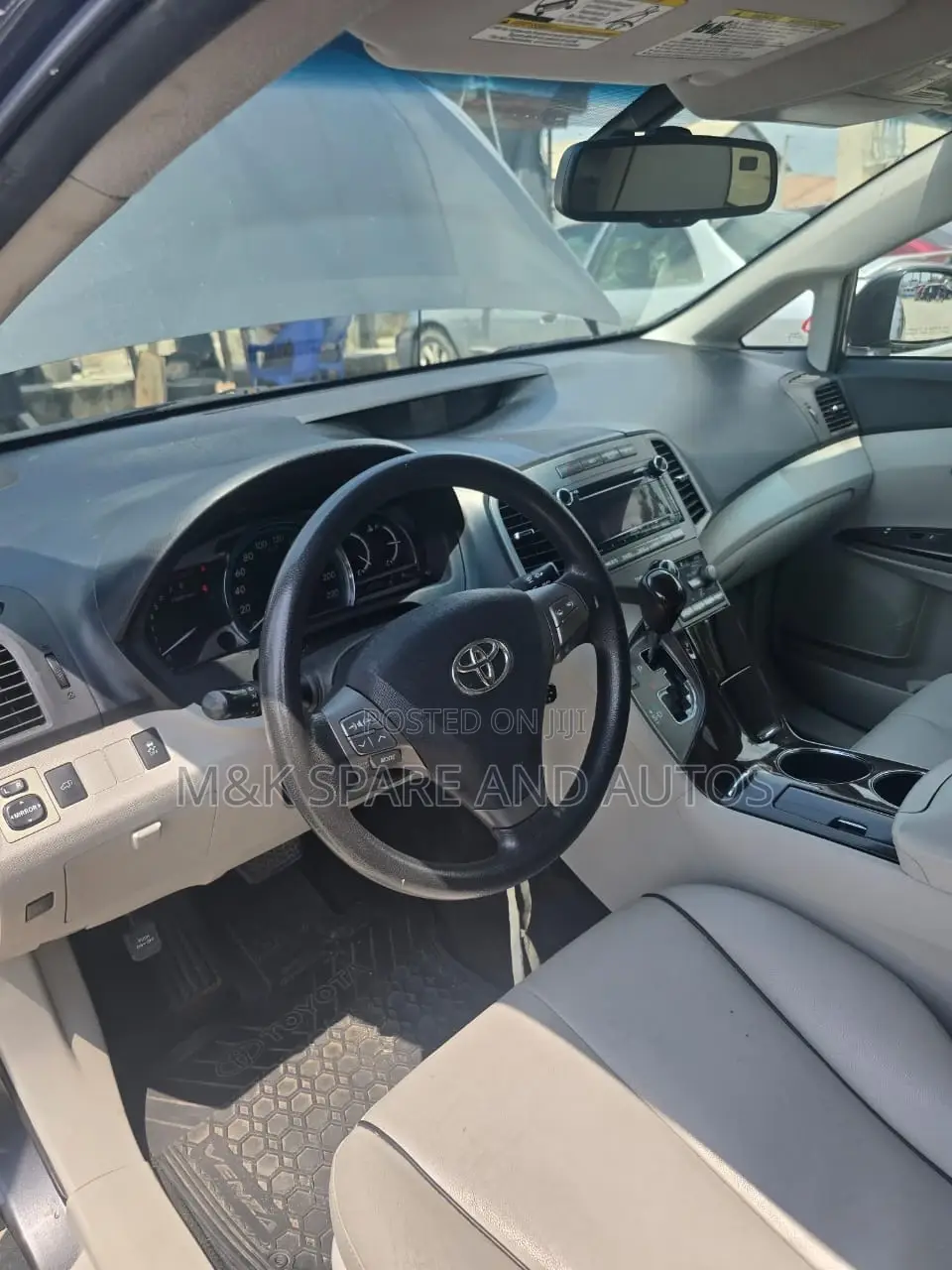 Toyota Venza AWD 2012 Gray