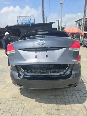 Toyota Venza AWD 2012 Gray