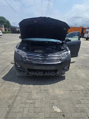 Toyota Venza AWD 2012 Gray