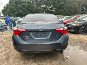 Toyota Corolla 2015 Gray