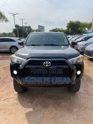 Toyota 4-Runner SR5 4dr 4x4 (4.0L 6cyl 5A) 2017 Black