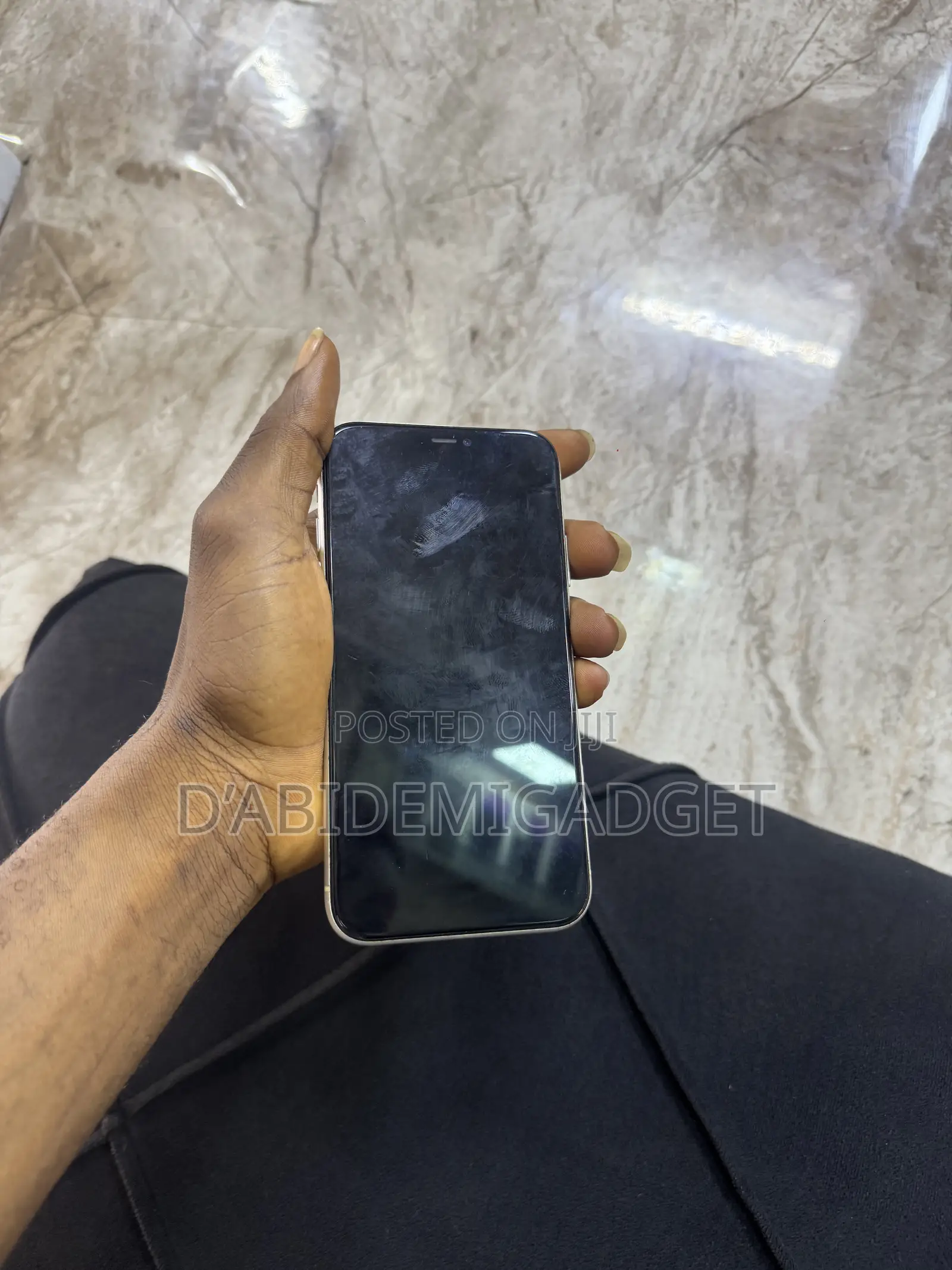Apple iPhone 11 128 GB White