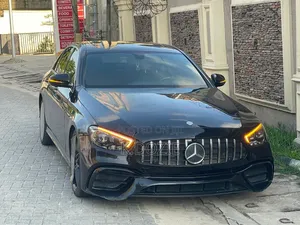 Mercedes-Benz E300 2020 Black