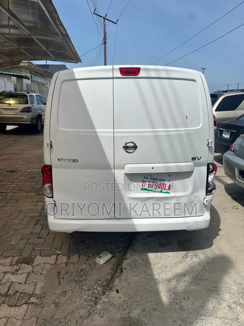 Nissan NV200 2015 White