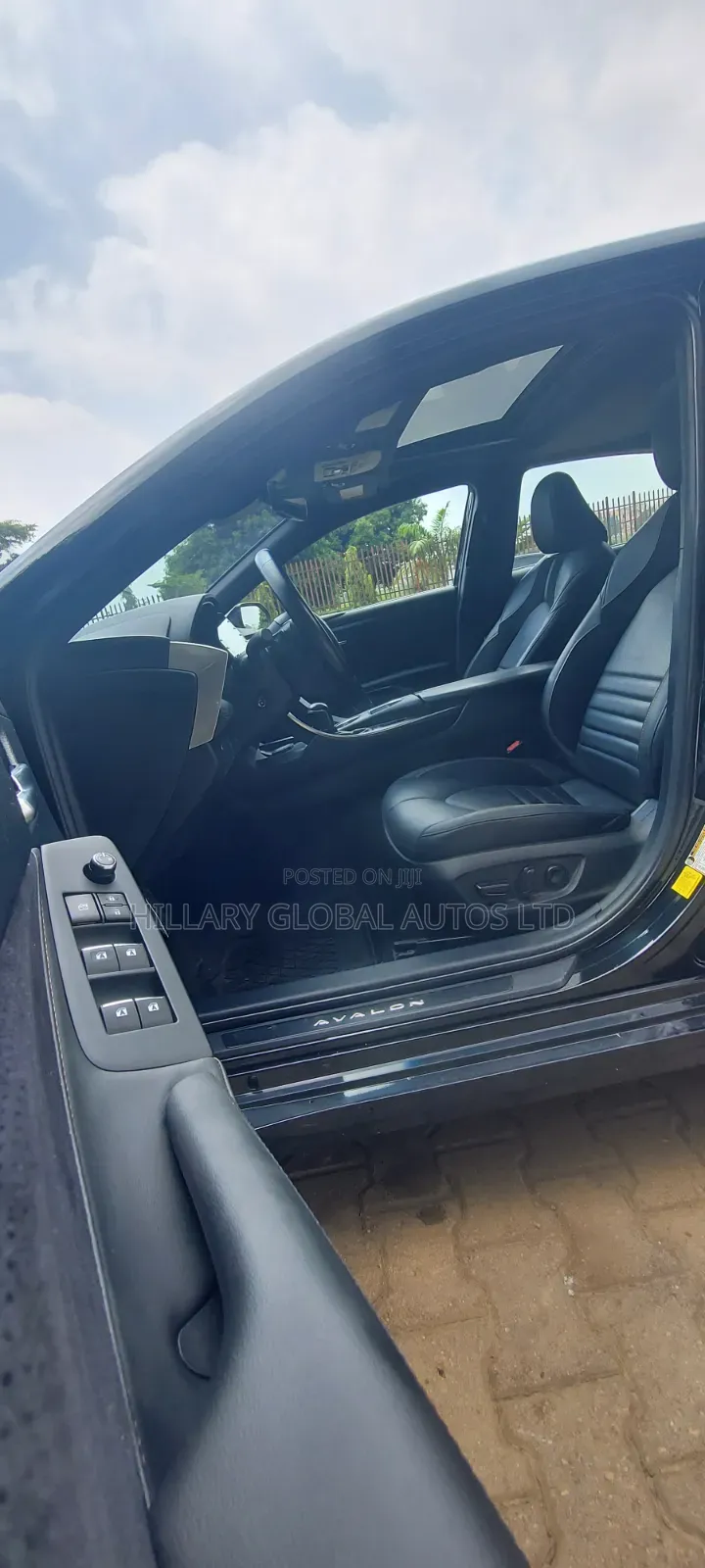 Toyota Avalon 2020 Black