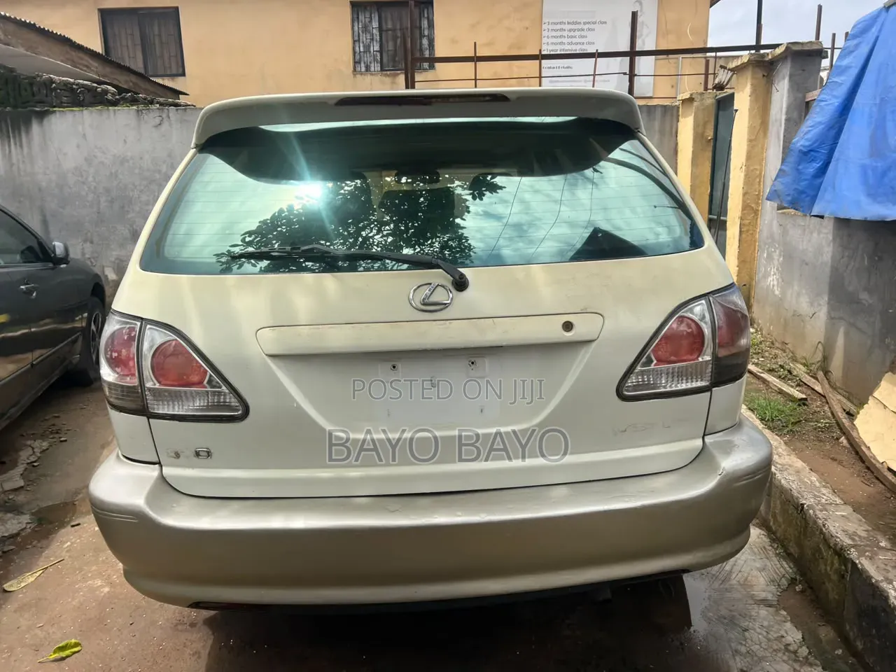 Lexus RX 300 2001 White