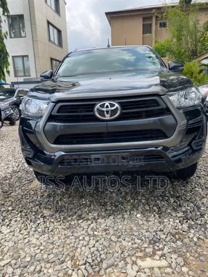 Toyota Hilux Revo Smart Cab Petrol 2.7 RWD 2022 Black