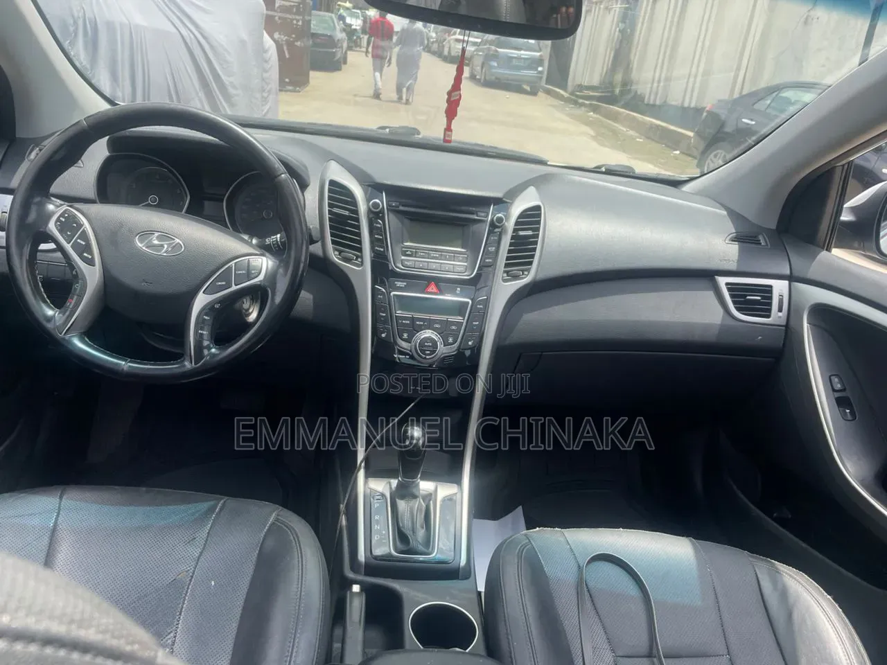 Hyundai Elantra 2012 Silver